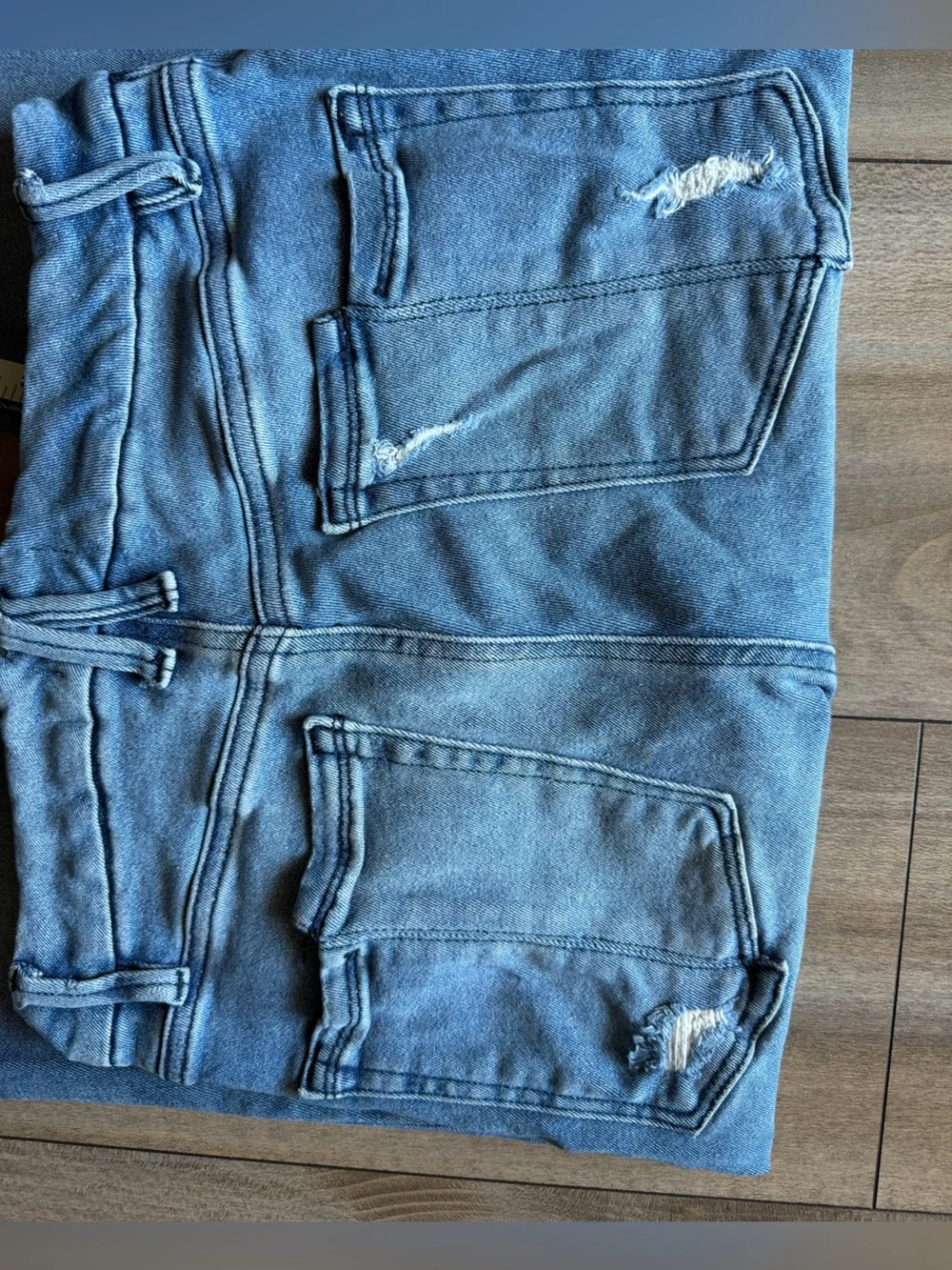 Good American Light Blue Straight Leg Jeans with Frayed Hem - Picture 7 of 14